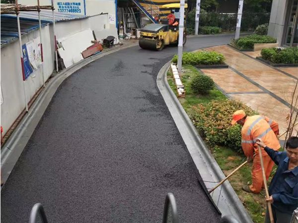 平湖道路工程维修施工