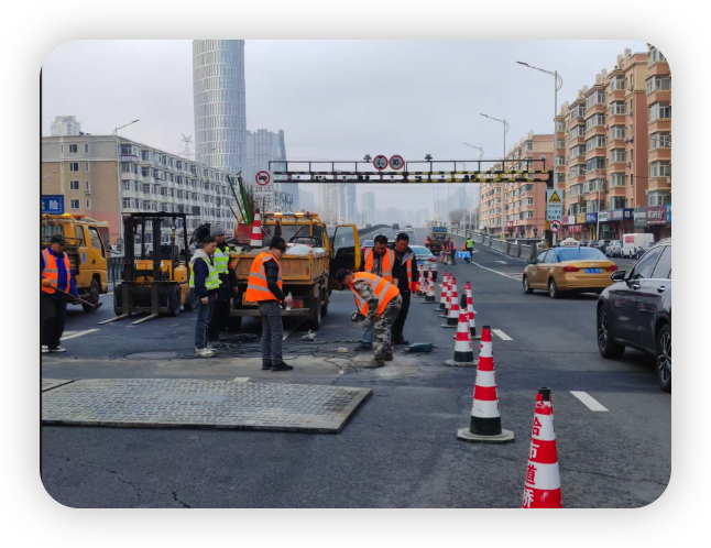 平湖道路维修施工队：城市建设的守护者